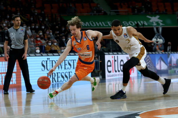 阵容是否能 阵容是否能